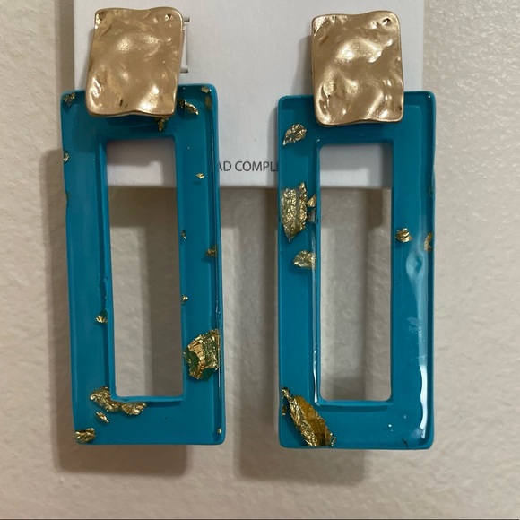 🌼JUST IN! Jenna Summertime Turquoise and Gold Earrings - Picture 1 of 2